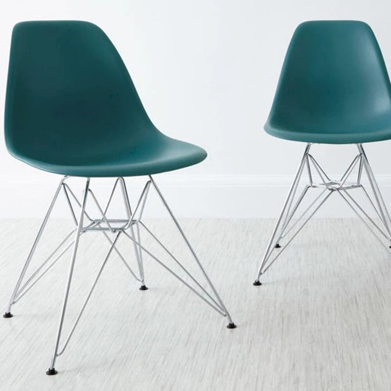 Chaise d'appoint verte à coque moulée, pieds chromés, style rétro, 1 place